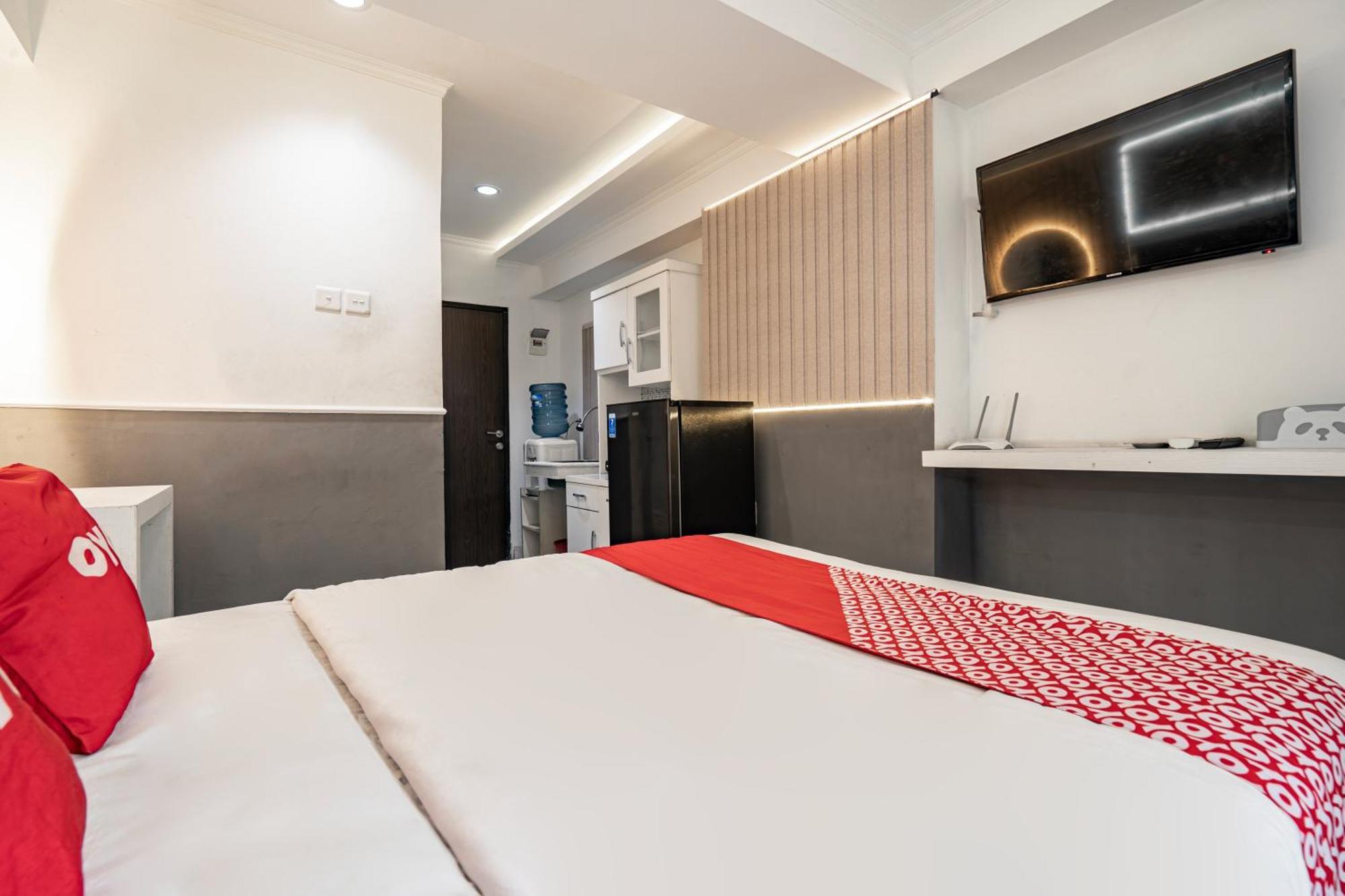 Oyo 94100 Gateway Pasteur Apartment By Ilyasa Bandung Exterior photo
