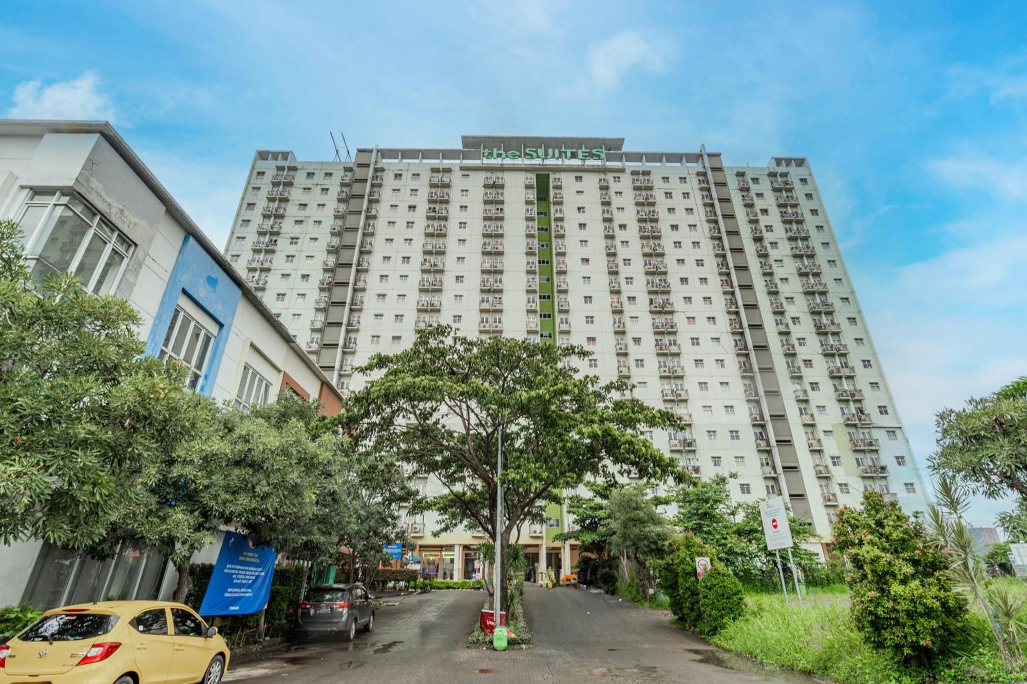 Oyo 94100 Gateway Pasteur Apartment By Ilyasa Bandung Exterior photo